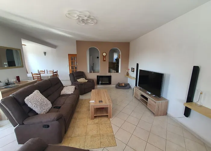 Annie בית נופש *